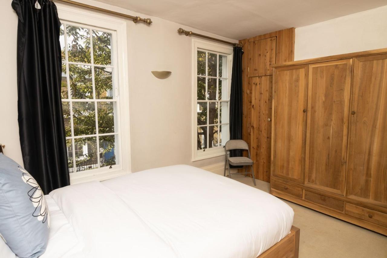 The Angel Place Hideaway - Fair 4bdr House With Terrace Apartamento